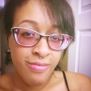 Meet your Posher, Liz